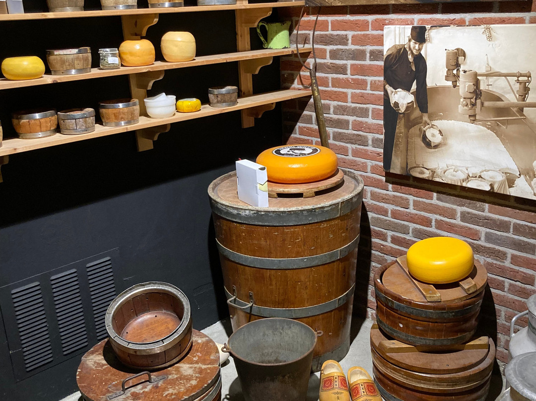 Jacobs Hoeve Cheese Farm by Henri Willig景点图片
