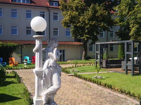 迪尔林登霍夫酒店主图