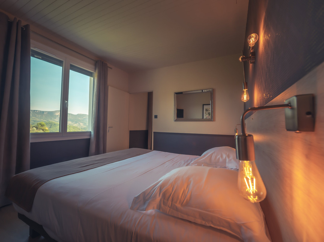 Logis Hotel Plantevin主图
