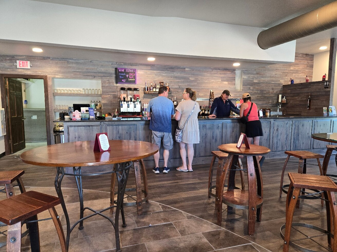Red Oak Winery-斯特金贝必去景点