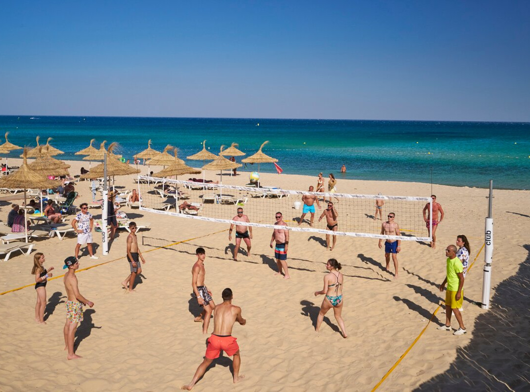 文奇诺扎海滩酒店主图