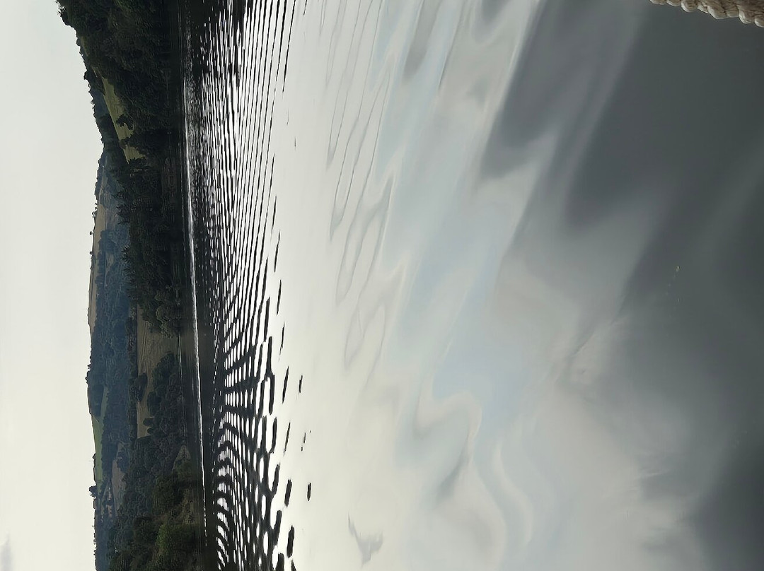 Lac de Villerest景点图片