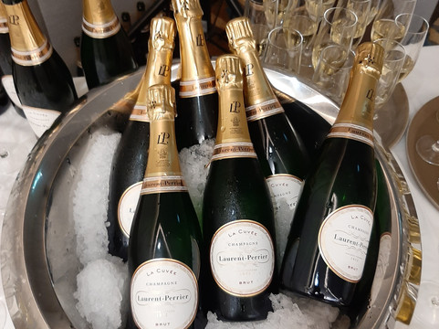 布鲁塞尔唐拉雅秀酒店主图