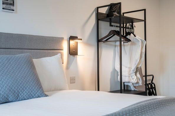 Bolton Stadium Hotel主图