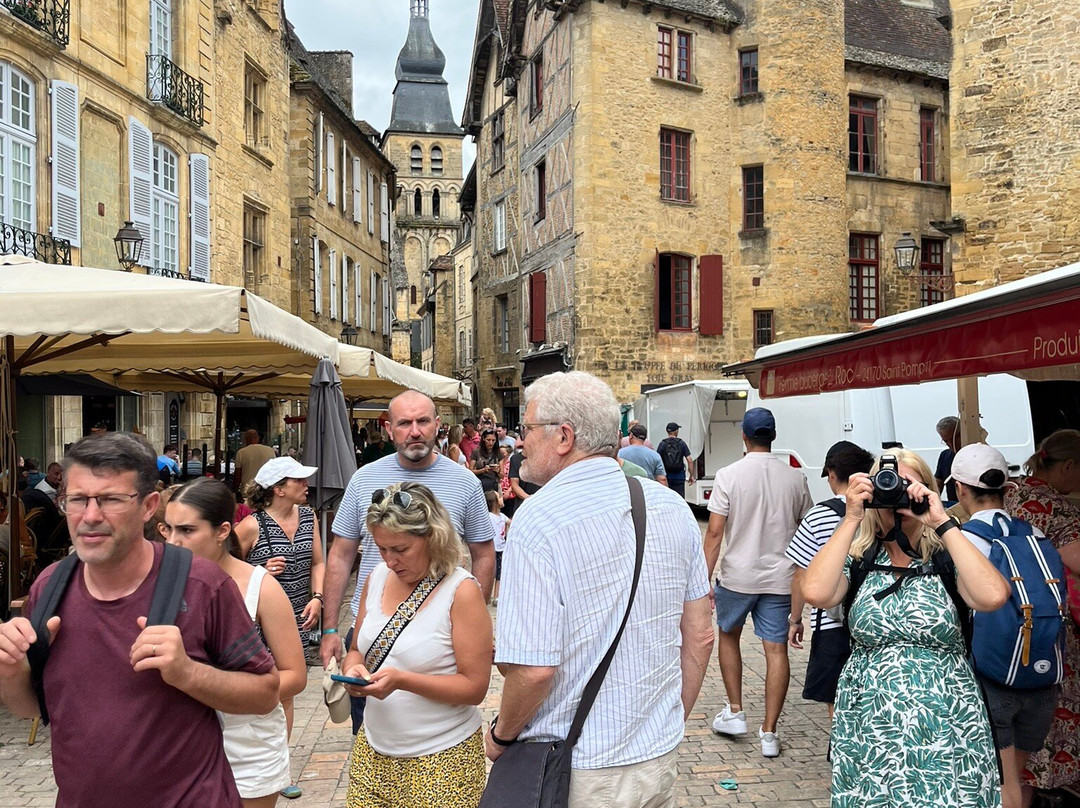 Sarlat Market景点图片