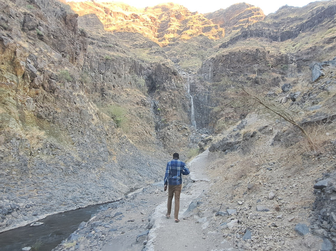 Safari Multiways-纳特龙湖必去景点