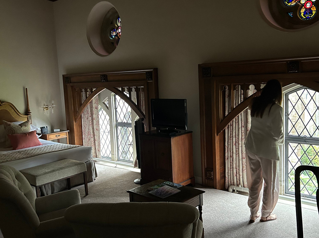 Ashdown Park Hotel & Country Club主图