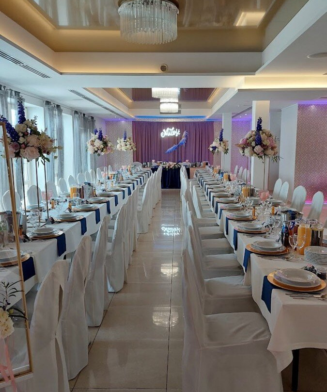 Miodowy Mlyn Hotel主图