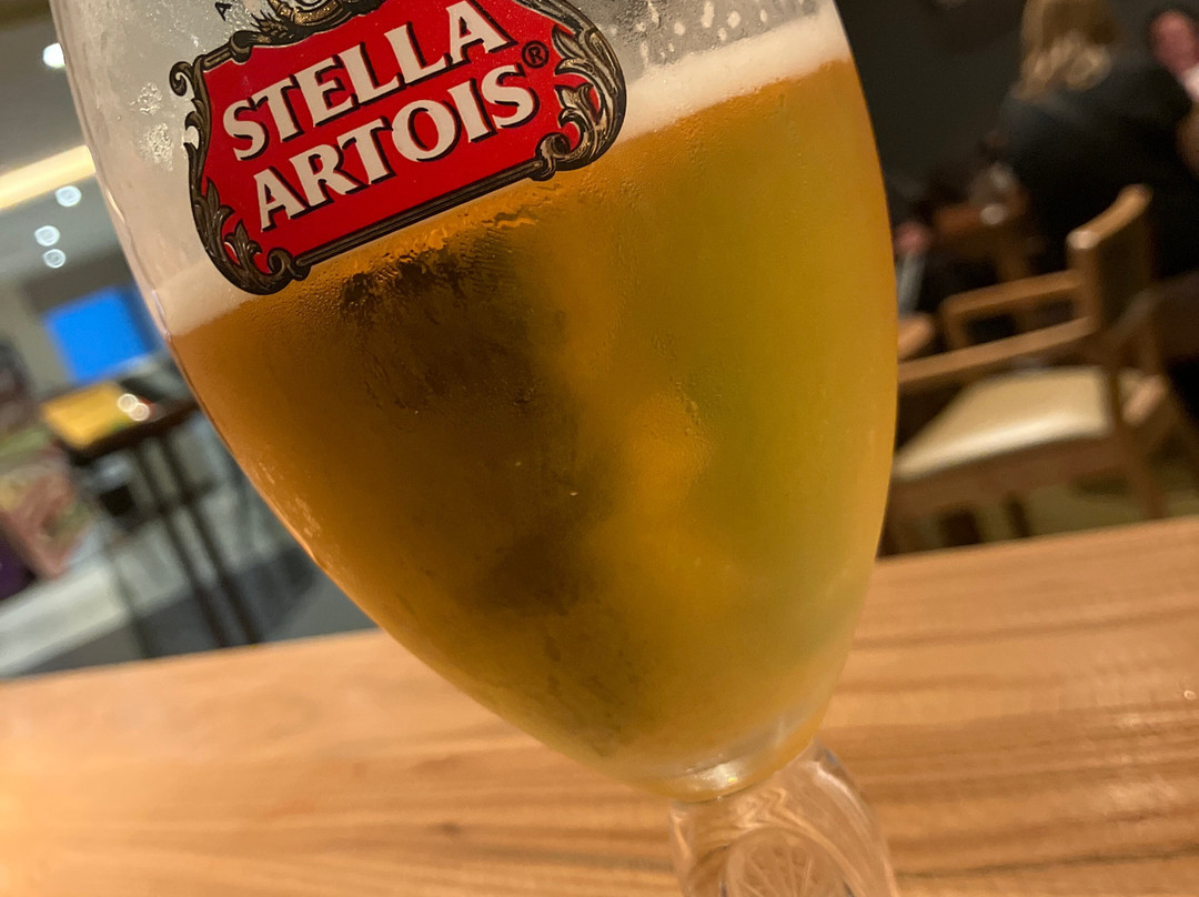 Premier Inn Cheltenham Town Centre hotel主图