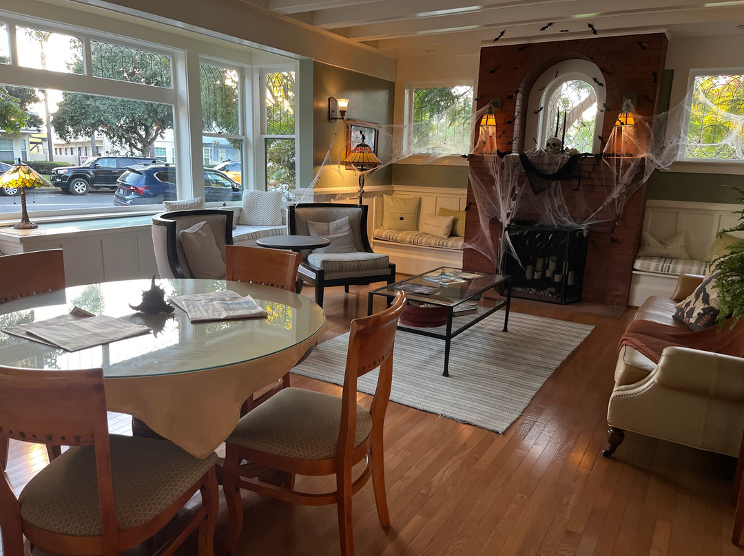 四姊妹1906旅馆主图