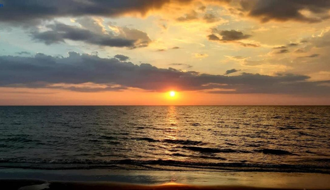 Bella's Beach Resort