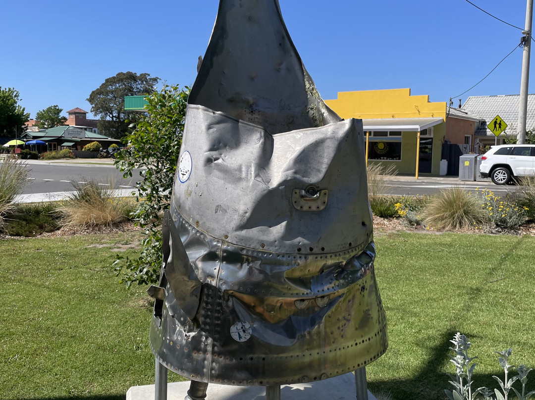 Sabre Jet Crash Memorial-Bruthen必去景点