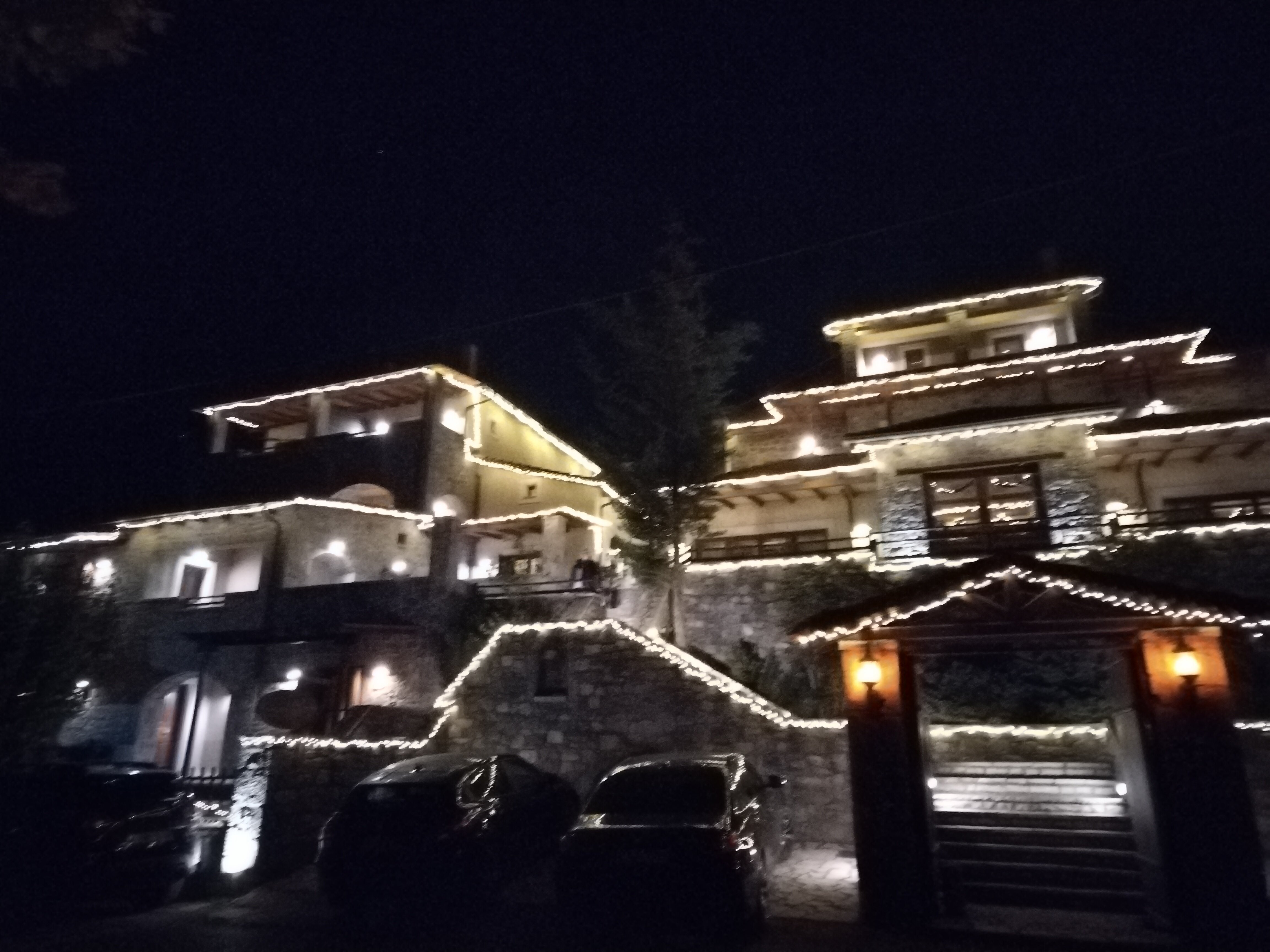 Grand Vytina-官方