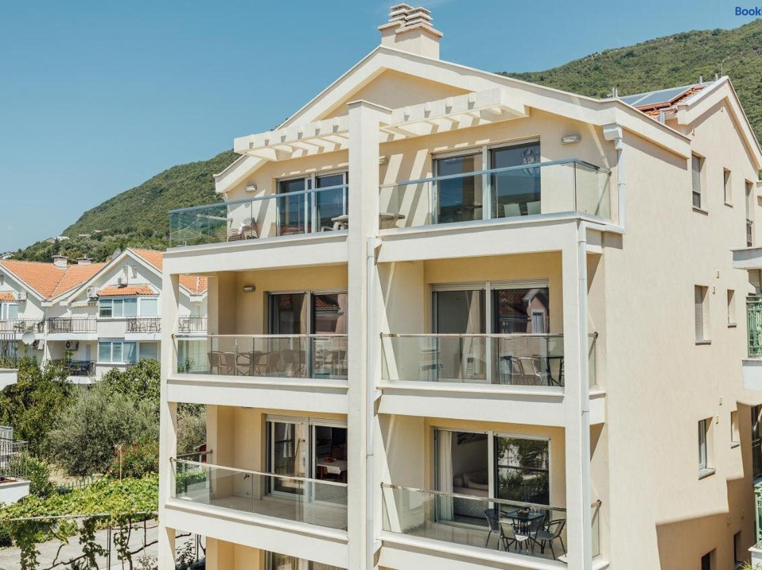 Apartments Villa Swissmonte