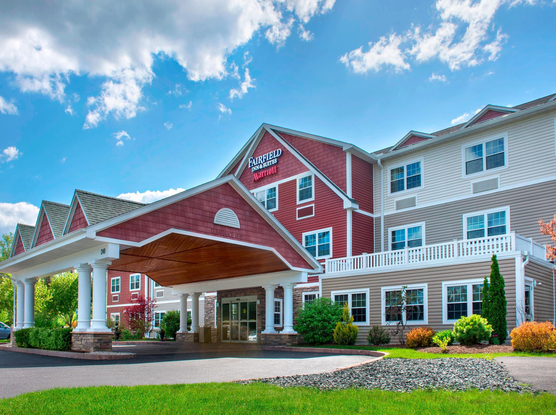 Fairfield by Marriott Inn & Suites Great Barrington Lenox/Berkshires主图