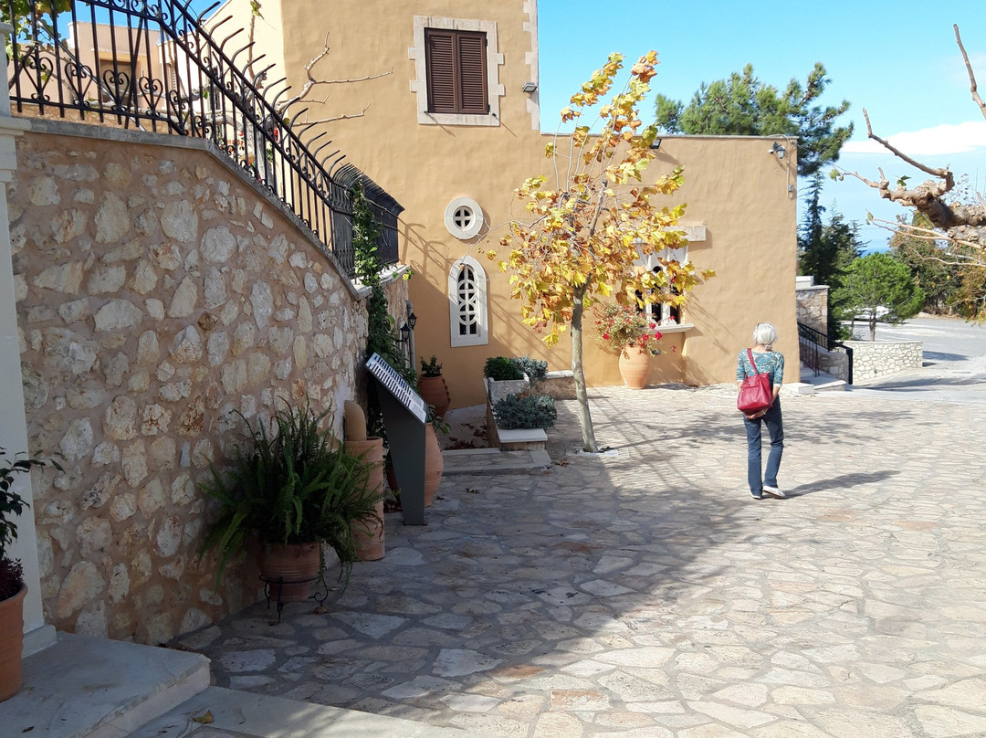 Agia Irini Monastery at Kroussonas-Krousonas必去景点