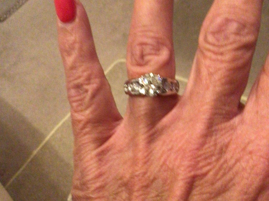 Lucky Arts-巴格海滩必去景点