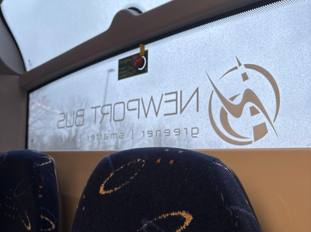 Phil Anslow & Sons Coaches景点图片