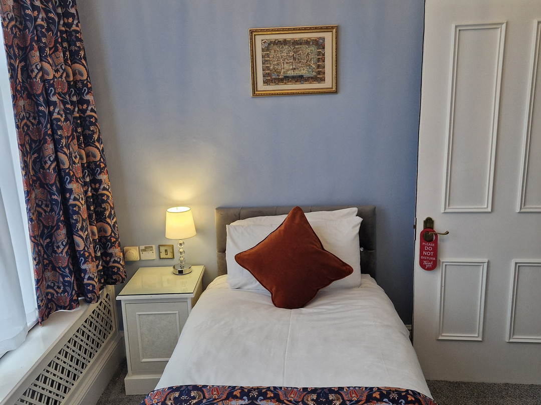 St. Margaret's Hotel主图