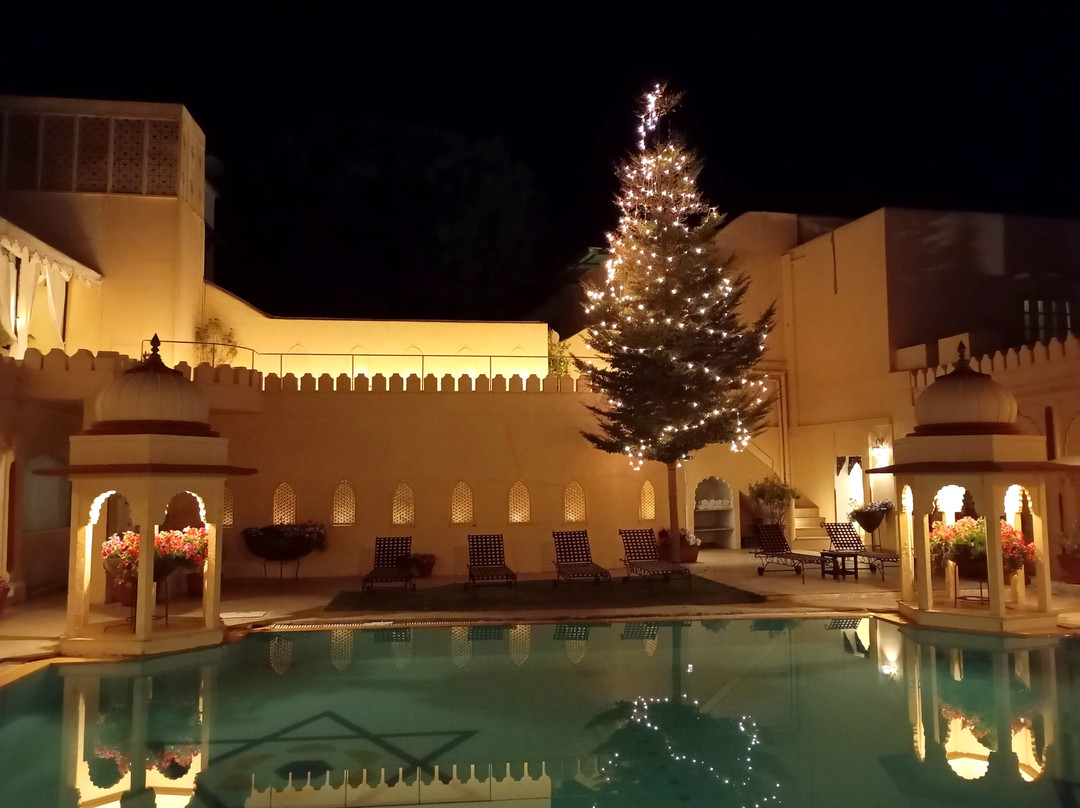 罗希特加酒店主图