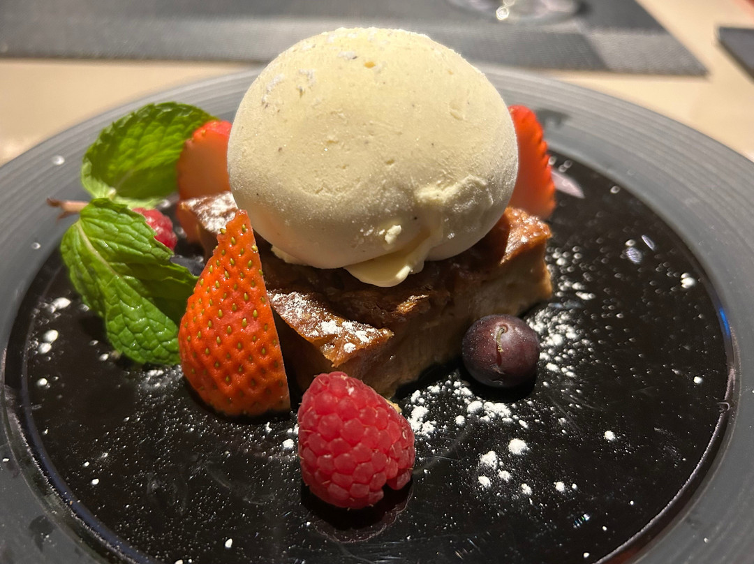 Qatar Airways Premium Lounge - Changi Airport-新加坡必去景点