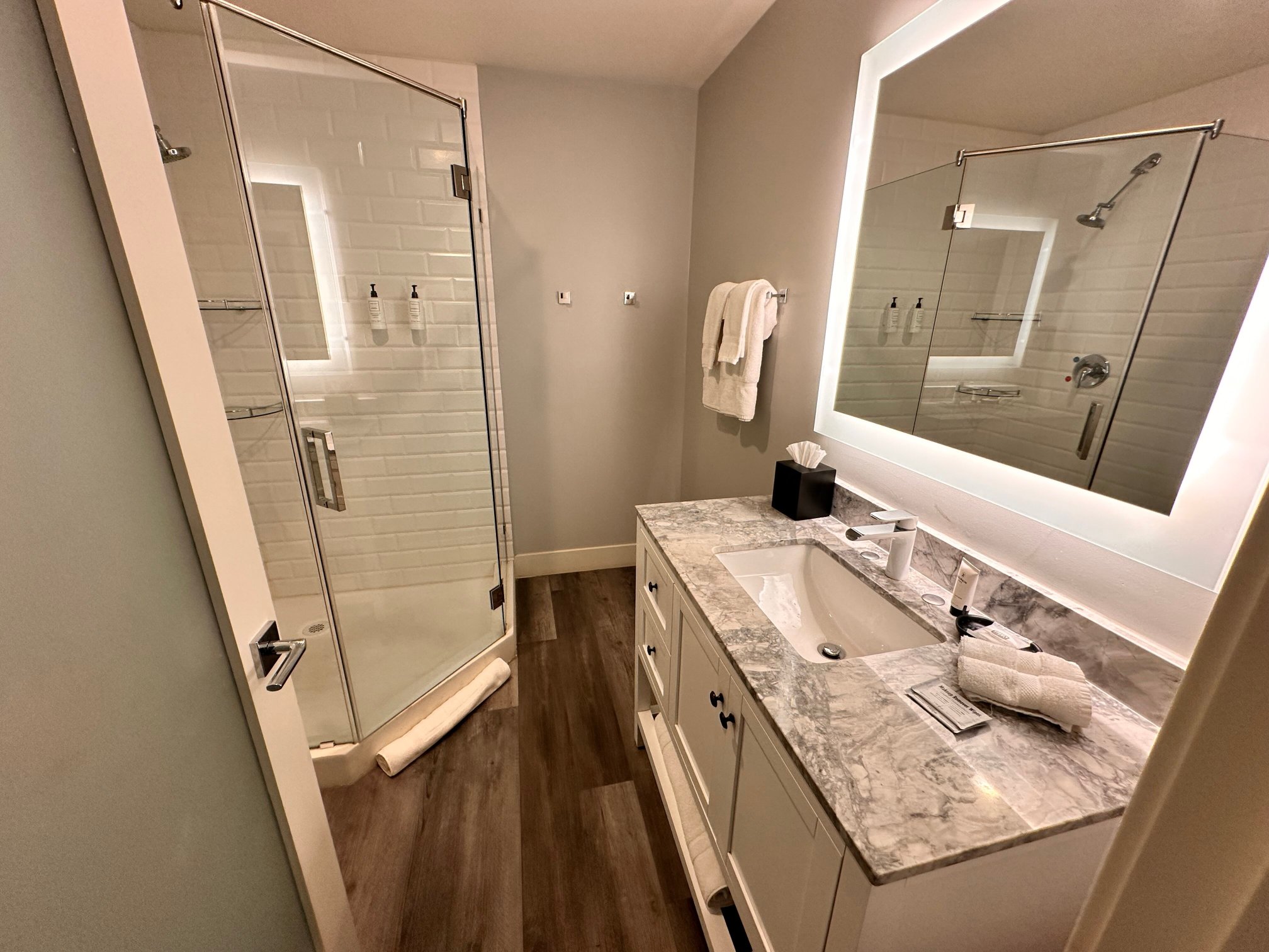 Onsen Hotel & Spa - Desert Hot Springs-浴室