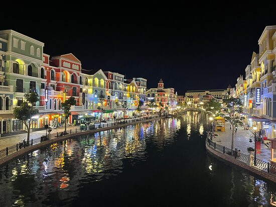 Vinholidays Fiesta Phu Quoc主图