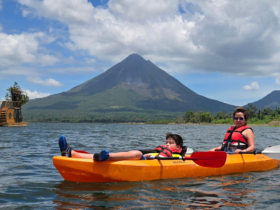 Kayak Paradise & Tours景点图片