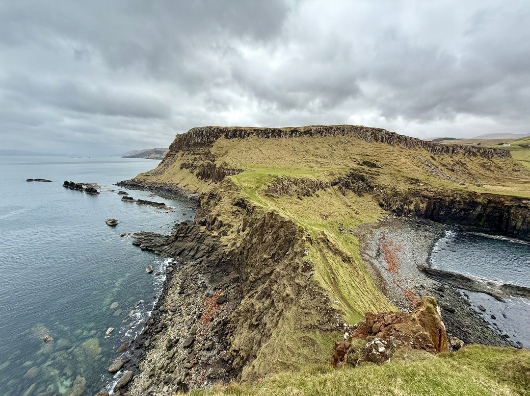 Brother's Point (Rubha nam Brathairean )景点图片