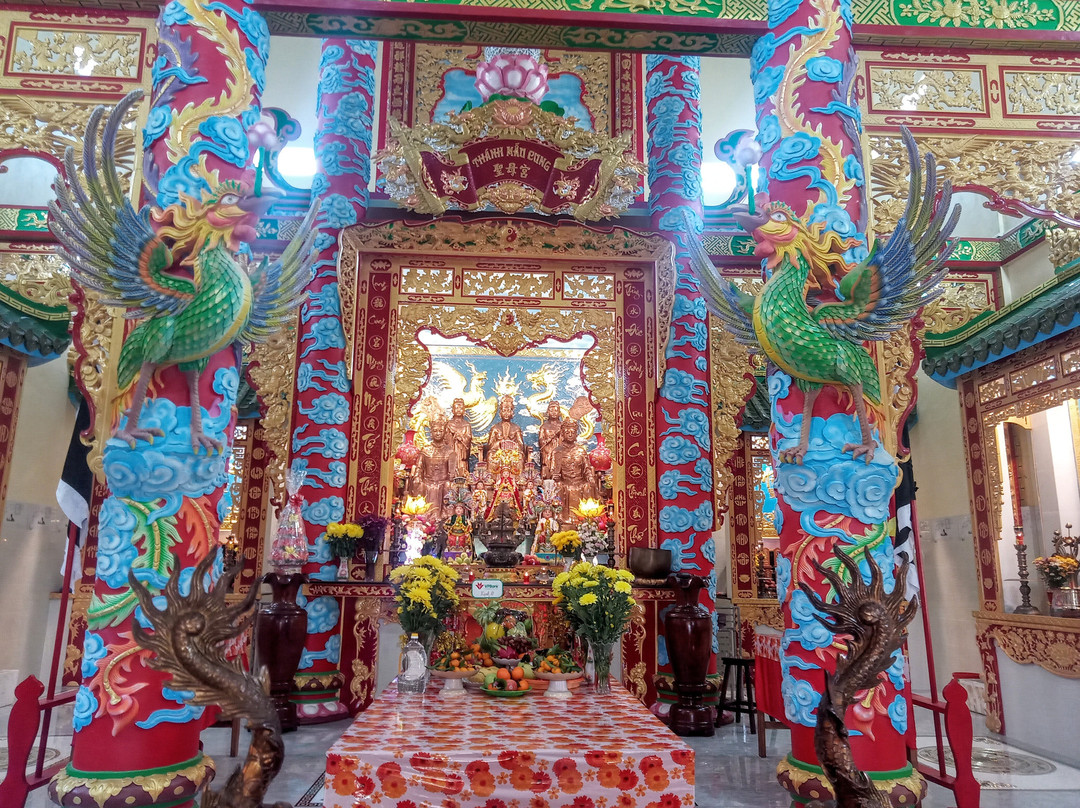 Dinh Ba Thuy Long Thanh Mau-扬东必去景点