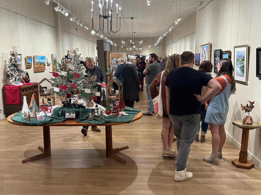 Terra Rosa Art Gallery