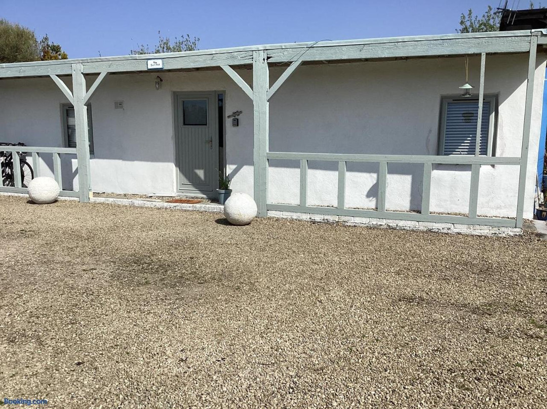 海滩寻宝者小屋冲浪小屋酒店