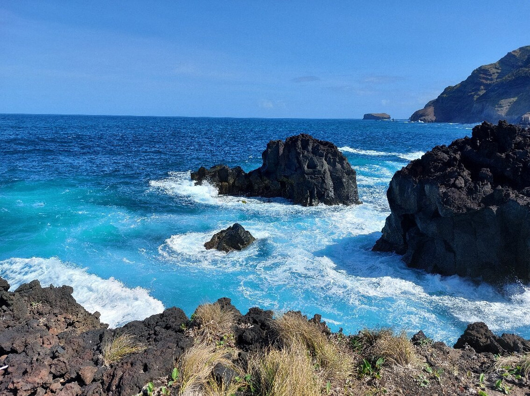 Ponta da Ferraria景点图片