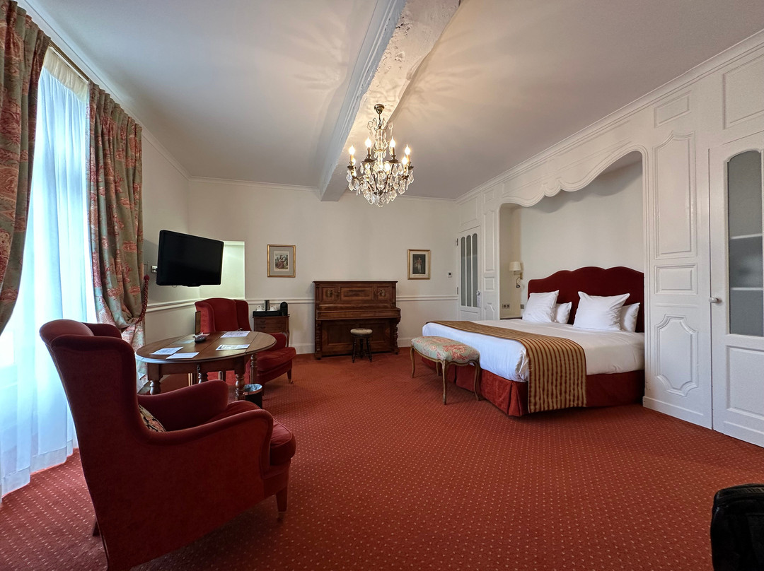 维基埃城堡酒店主图