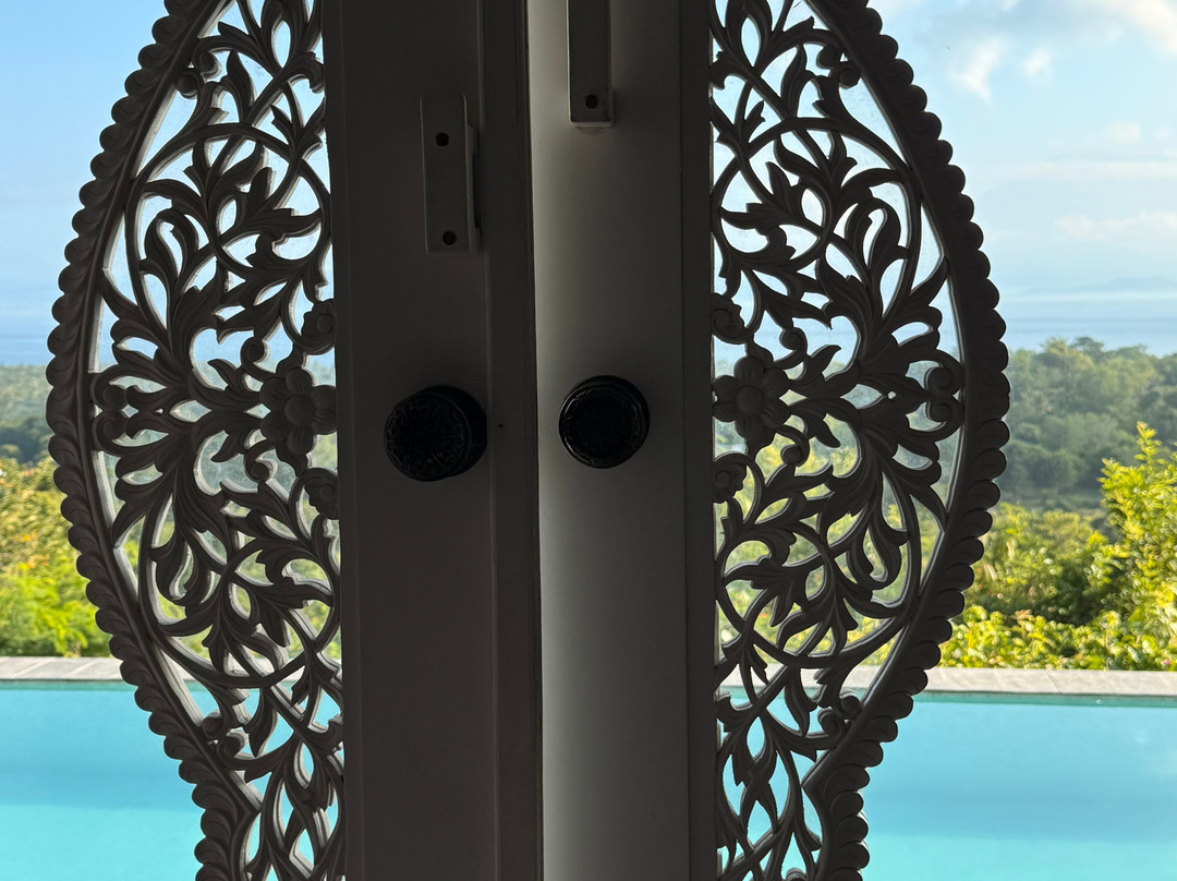 Mambo Hill Resort主图