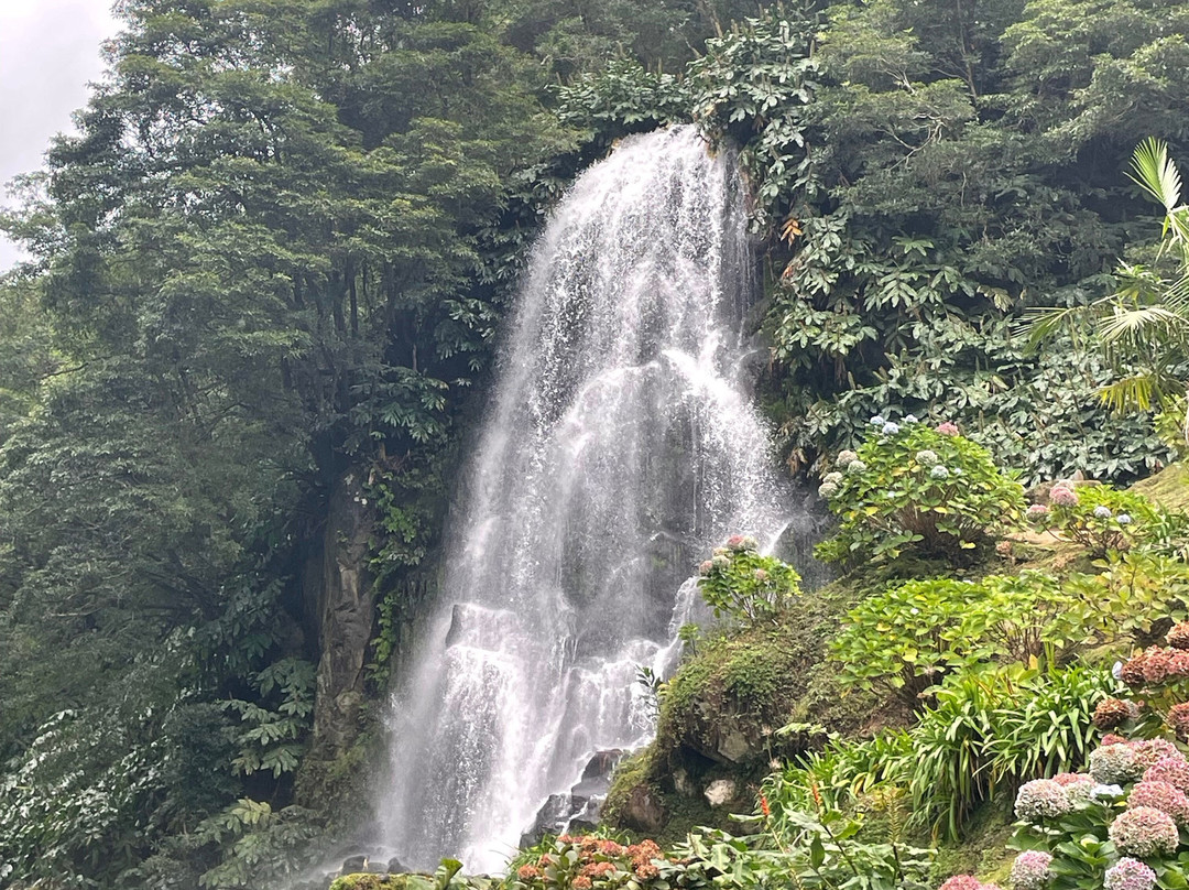 Santuario Do Senhor Santo Cristo Dos Milagres-蓬塔德尔加达必去景点