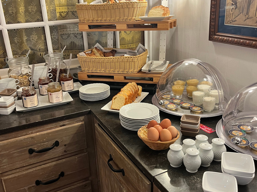 Hotel Le Chantilly主图