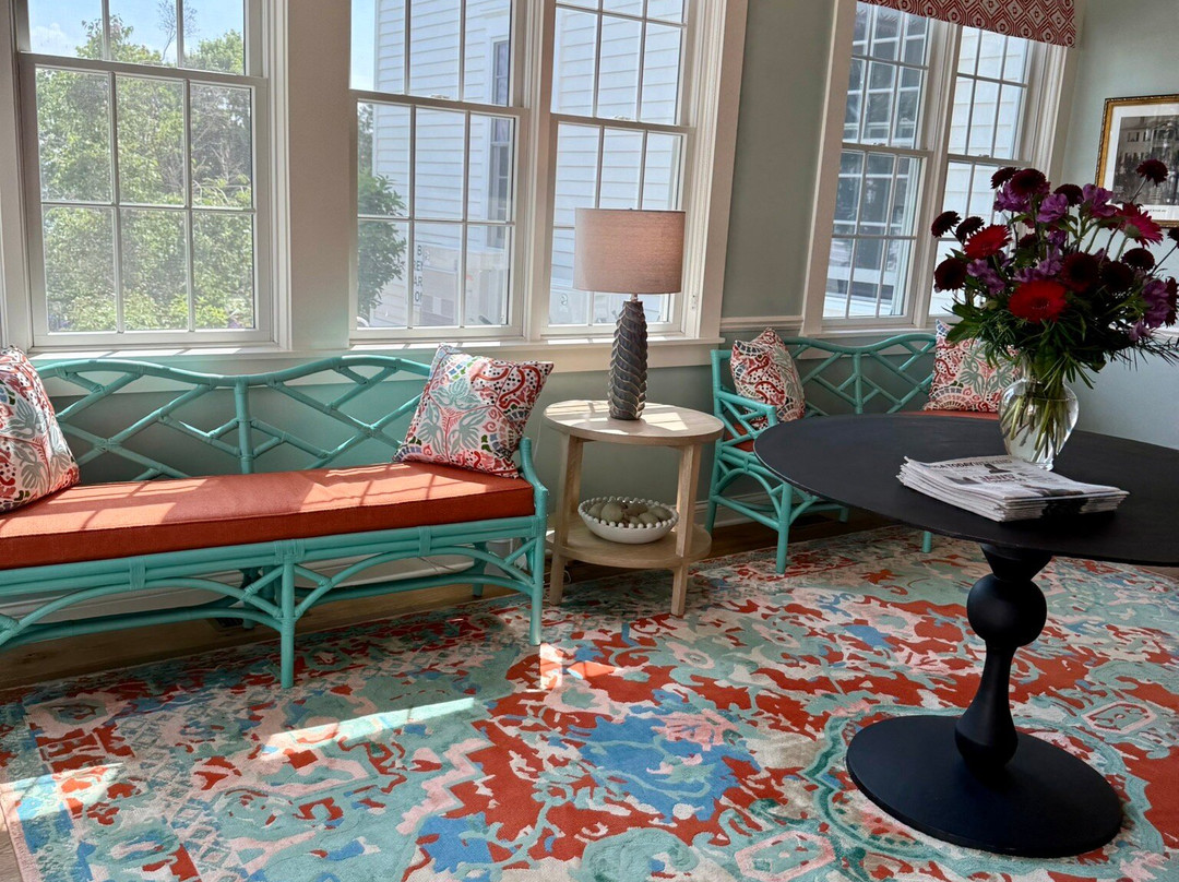 Harbour View inn主图