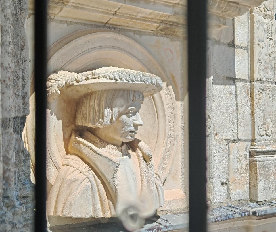 Chateau de Montal-Saint-Jean-Lespinasse必去景点