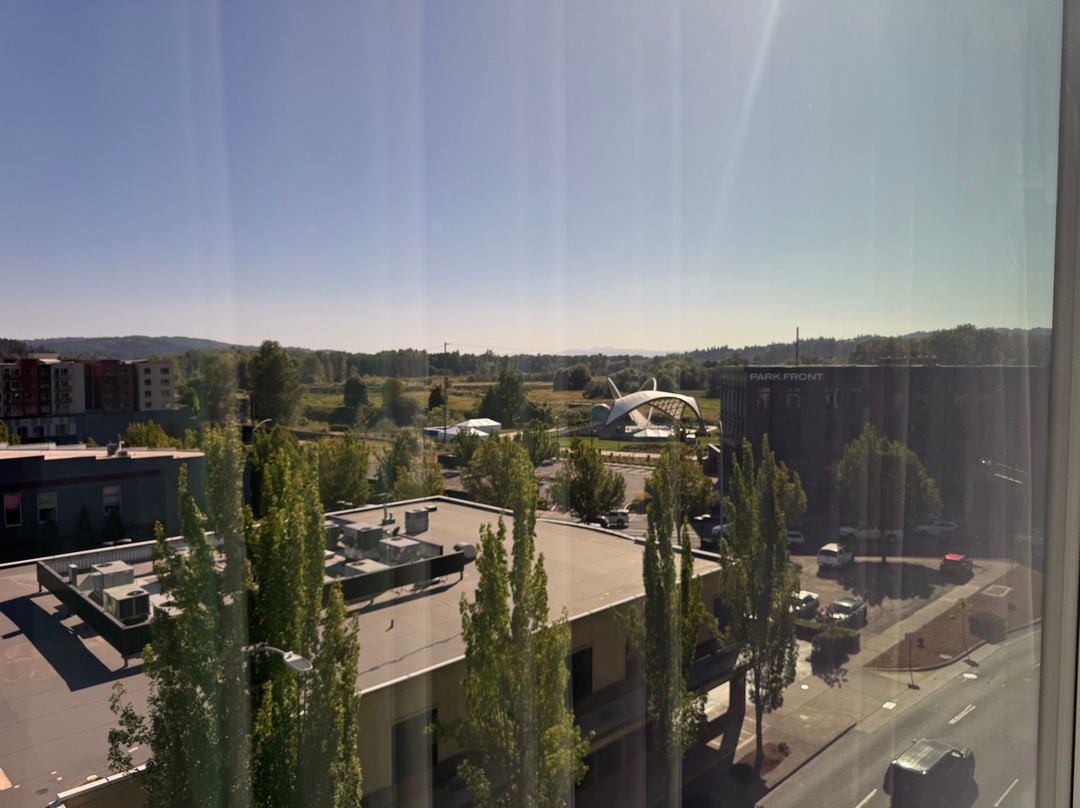 Holman Riverfront Park Hotel Salem, Tapestry Collection by Hilton主图