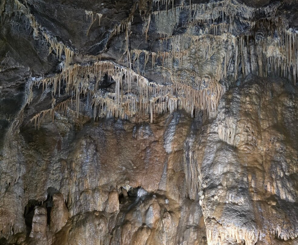 Treak Cliff Cavern-Castleton必去景点