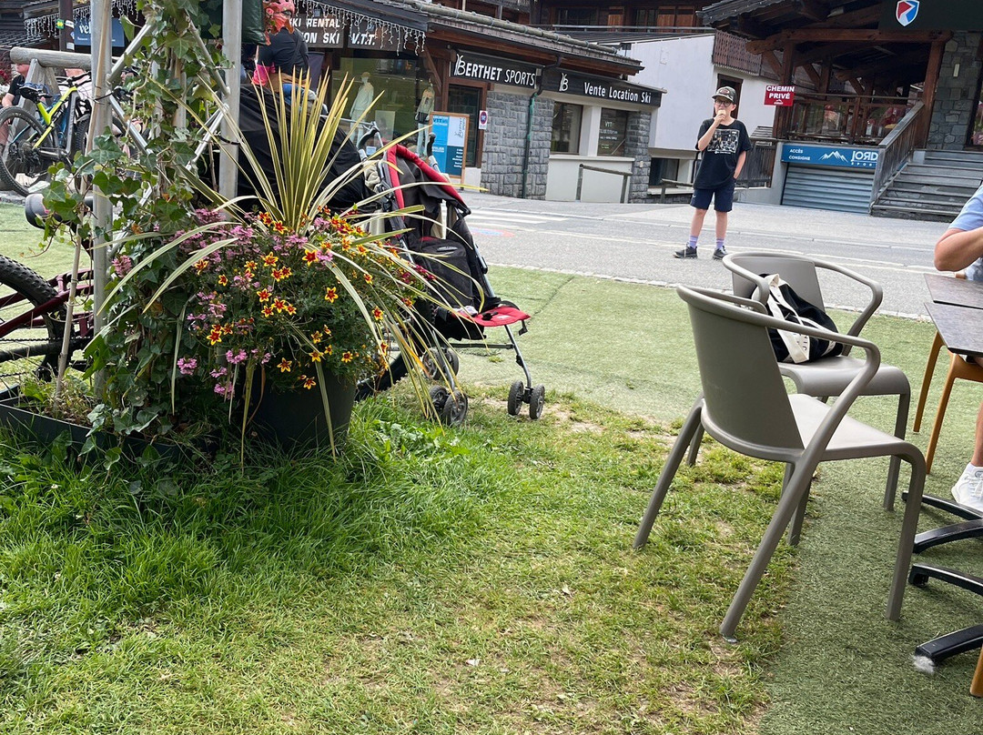 Hotel Bellevue主图