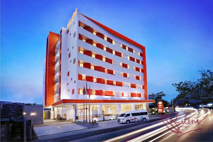 Starlet Hotel Serpong主图