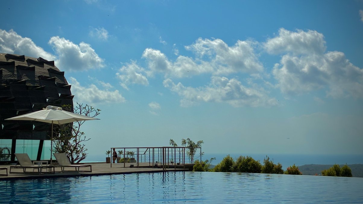 巴厘岛乌鲁瓦图万丽度假酒店-泳池