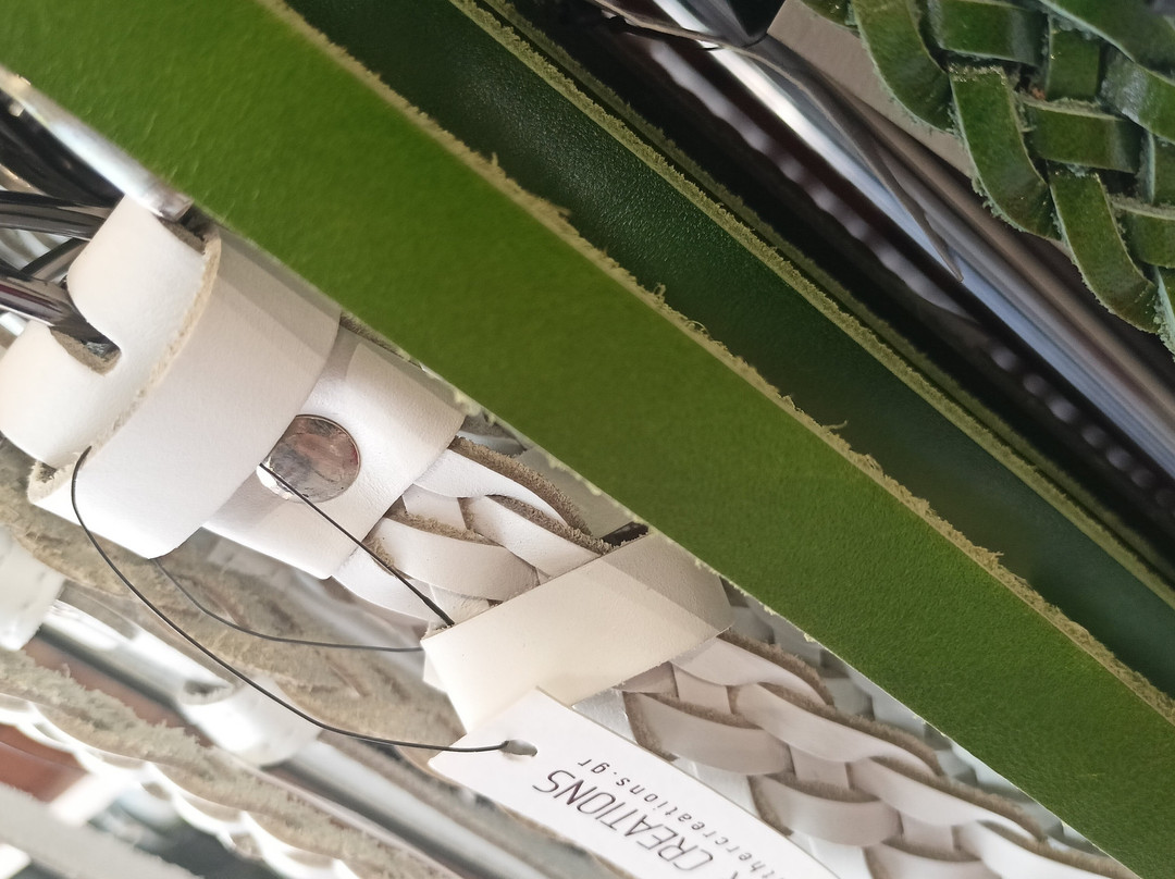 Leather Creations Workshop Kaparounakis Ammoudara-Gazi必去景点