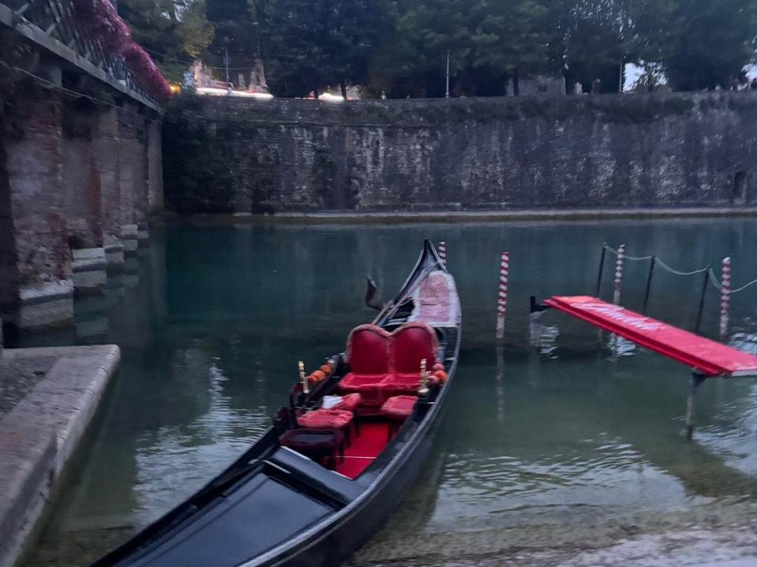 Gondola Service-佩斯基耶拉德尔加尔达必去景点