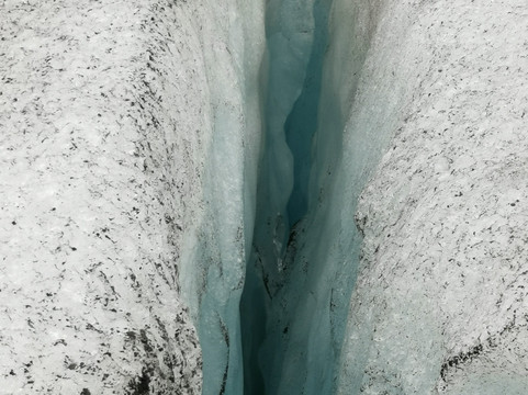 Traveo-雷克雅未克必去景点