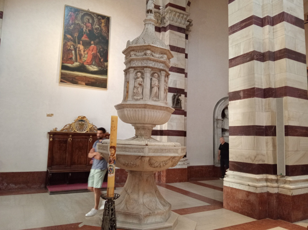 Duomo di San Lorenzo-格罗塞托必去景点