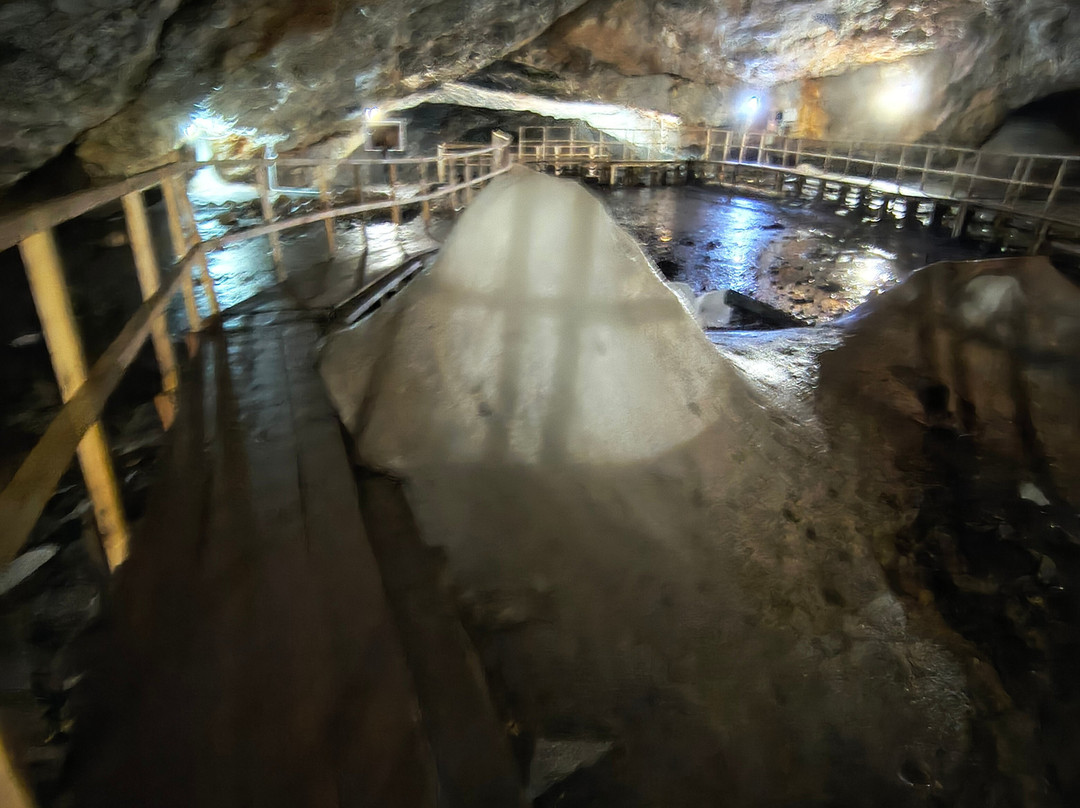 Scarisoara Ice Cave-Garda de Sus必去景点