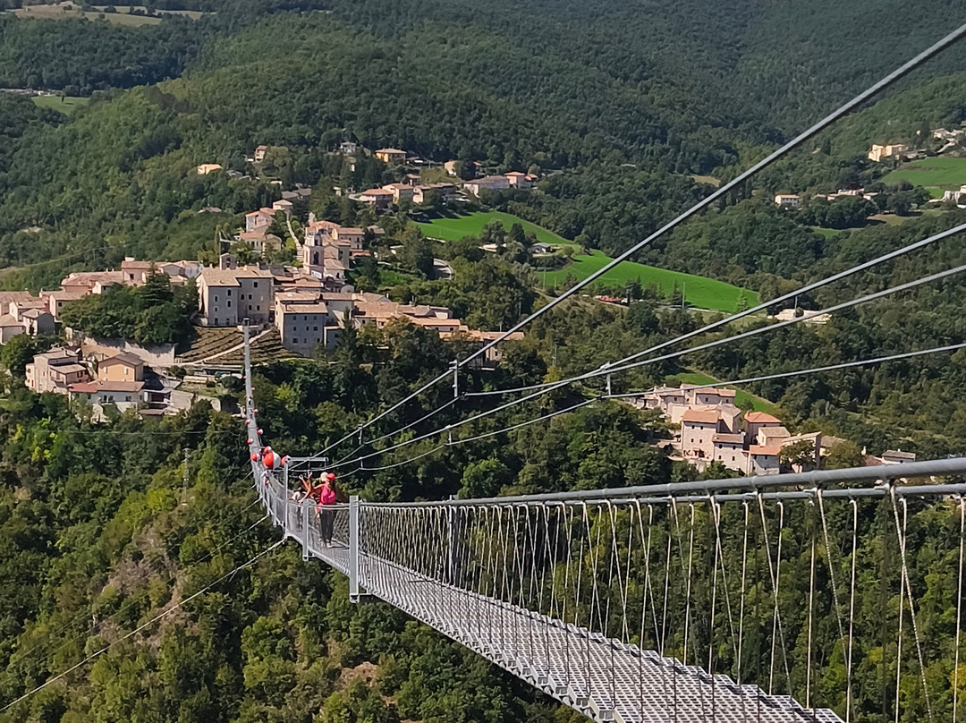 Ponte Tibetano-Sellano必去景点